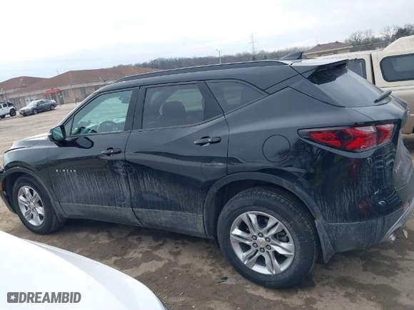 2019 Chevrolet Blazer with VIN 3GNKBGRS8KS642727, listed as a IAAI auction lot 41708709 with 86,184 mi miles. Bid and sale history available at carsss.com. Image 14.