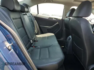 2015 Volkswagen Jetta SE with VIN 3VWD17AJ1FM421162, listed as a Copart auction lot 63873695 with 191,976 mi miles and Salvage title. Bid and sale history available at DreamBid. Image 10.