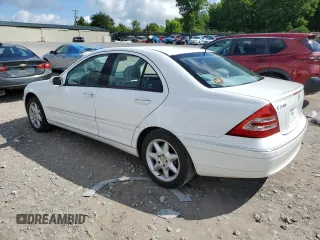 2001 Mercedes-Benz C 230/260/280/320 z VIN WDBRF61JX1F055147, wystawiony jako Copart lot #56381645 z przebiegiem 135 866 mil mil oraz Szkoda całkowita • Salvage title. Historia ofert i sprzedaży dostępna na DreamBid. Obrazek 2.