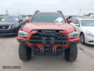 2016 Toyota Tacoma SR with VIN 5TFCZ5AN7GX026607, listed as a IAAI auction lot 41644761 with 163,618 mi miles. Bid and sale history available at carsss.com. Image 12.