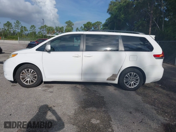 2012 Toyota Sienna XLE AAS with VIN 5TDYK3DC4CS186081, listed as a IAAI auction lot 42481131 with 187,849 mi miles and . Bid and sale history available at DreamBid. Image 14.