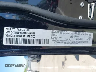 2021 Jeep Compass Latitude with VIN 3C4NJDBB5MT562400, listed as a IAAI auction lot 41996711 with 20,011 mi miles and . Bid and sale history available at DreamBid. Image 9.