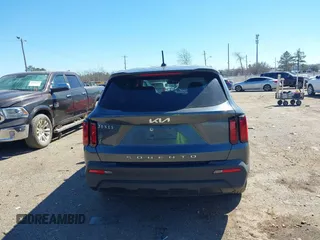 2022 Kia Sorento LX with VIN 5XYRG4LC1NG102859, listed as a IAAI auction lot 41661977 with 96,273 mi miles. Bid and sale history available at carsss.com. Image 16.