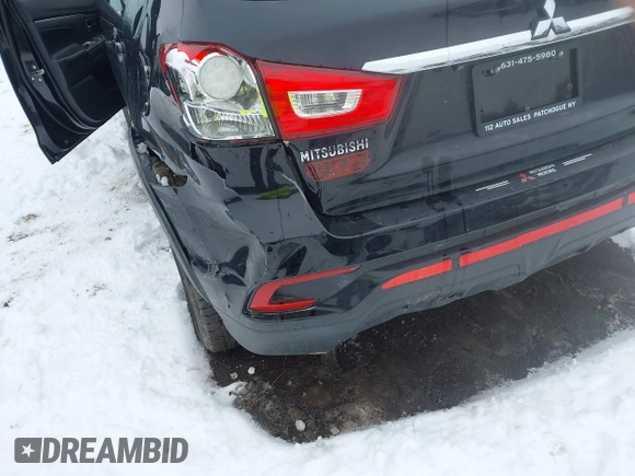 2018 Mitsubishi Outlander Sport SE 2.4 with VIN JA4AR3AW7JZ012197, listed as a IAAI auction lot 41523594 with 73,841 mi miles. Bid and sale history available at carsss.com. Image 17.