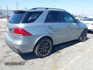 2016 Mercedes-Benz GLE 63 S AMG with VIN 4JGDA7FB6GA631271, listed as a IAAI auction lot 42470832 with 120,972 mi miles and . Bid and sale history available at DreamBid. Image 4.