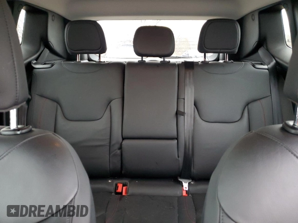 2022 Jeep Renegade Trailhawk with VIN ZACNJDC1XNPN79141, listed as a Copart auction lot 85864214 with 15,581 mi miles and Salvage Title. Bid and sale history available at DreamBid. Image 10.