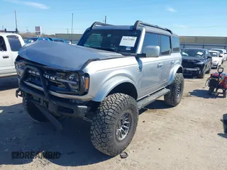 2024 Ford Bronco Outer Banks with VIN 1FMEE8BP9RLA09450, listed as a IAAI auction lot 41672389 with 11,454 mi miles. Bid and sale history available at carsss.com. Image 17.