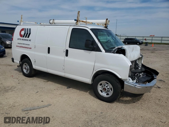 2021 GMC Savana Cargo z VIN 1GTW7AF76M1181413, wystawiony jako Copart lot #55313815 z przebiegiem Nie podano mil oraz Szkoda całkowita • Salvage title. Historia ofert i sprzedaży dostępna na DreamBid. Obrazek 4.