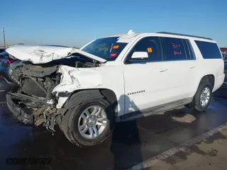 2015 Chevrolet Suburban LT with VIN 1GNSCJKC8FR592708, listed as a IAAI auction lot 41152991 with NaN miles. Bid and sale history available at carsss.com. Image 17.