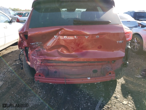 2019 Volvo XC40 Momentum with VIN YV4162XZ5K2010109, listed as a Copart auction lot 63005511 with NaN miles. Bid and sale history available at carsss.com. Image 9.