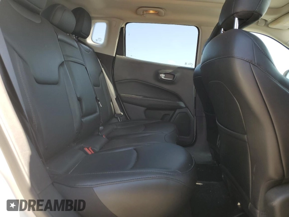 2019 Jeep Compass Limited z VIN 3C4NJDCB9KT842123, wystawiony jako Copart lot #61694615 z przebiegiem 76 536 mil mil oraz Szkoda całkowita • Salvage title. Historia ofert i sprzedaży dostępna na DreamBid. Obrazek 11.