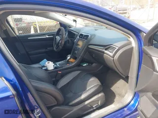 2013 Ford Fusion Titanium with VIN 3FA6P0K98DR167591, listed as a IAAI auction lot 42110477 with 160,971 mi miles. Bid and sale history available at carsss.com. Image 5.