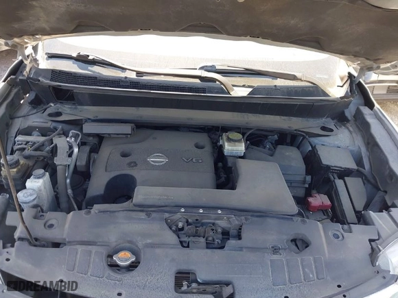 2014 Nissan Pathfinder S with VIN 5N1AR2MM3EC727461, listed as a IAAI auction lot 42038757 with 125,341 mi miles. Bid and sale history available at carsss.com. Image 10.