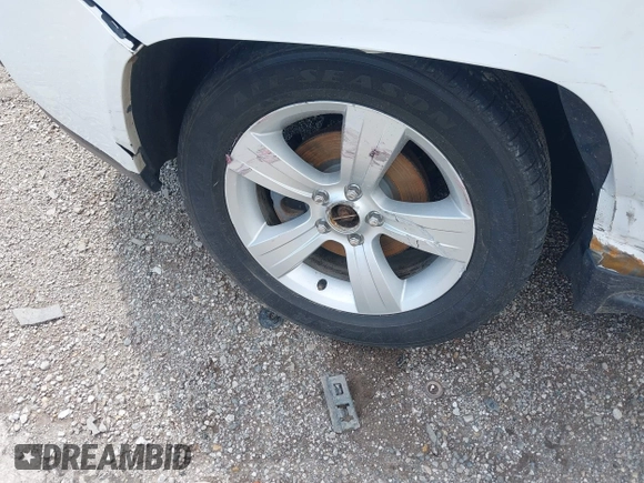 2016 Jeep Compass Latitude with VIN 1C4NJDEB1GD616457, listed as a IAAI auction lot 41962493 with 80,717 mi miles and . Bid and sale history available at DreamBid. Image 18.