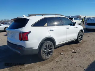 2023 Kia Sorento X-Line SX Prestige with VIN 5XYRKDLF5PG231554, listed as a IAAI auction lot 41229404 with 10,262 mi miles. Bid and sale history available at carsss.com. Image 4.