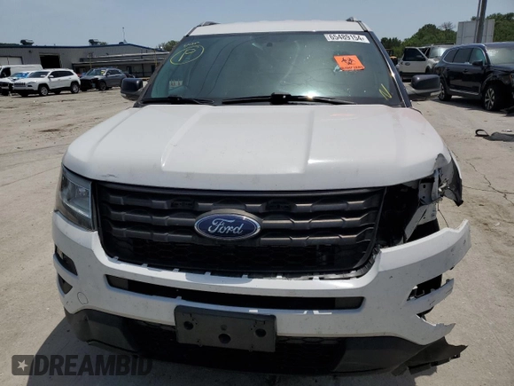 2017 Ford Explorer XLT z VIN 1FM5K7D80HGE01880, wystawiony jako Copart lot #65489154 z przebiegiem 150 815 mil mil oraz Szkoda całkowita • Salvage title. Historia ofert i sprzedaży dostępna na DreamBid. Obrazek 5.