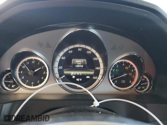 2013 Mercedes-Benz E 550 с VIN WDDKJ7DB2DF200445, выставлен на аукционе Copart как лот 77354114 с пробегом 108 992 миль миль и Списание • Salvage title. История ставок и продаж доступна на DreamBid. Изображение 9.