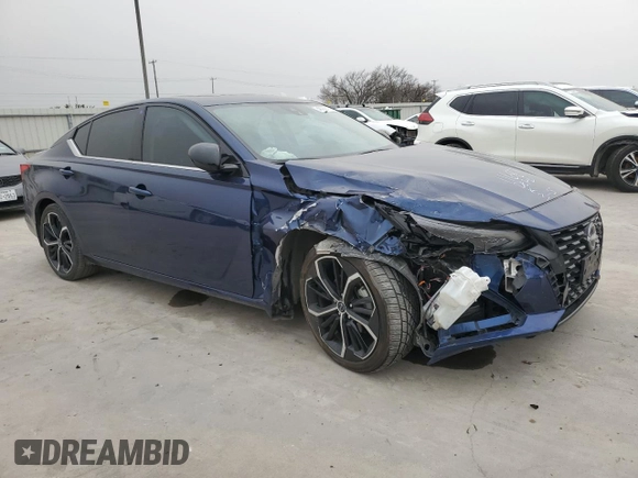 2023 Nissan Altima 2.5 SR with VIN 1N4BL4CV7PN357984, listed as a Copart auction lot 48260115 with 33,356 mi miles and Salvage Title. Bid and sale history available at carsss.com. Image 4.