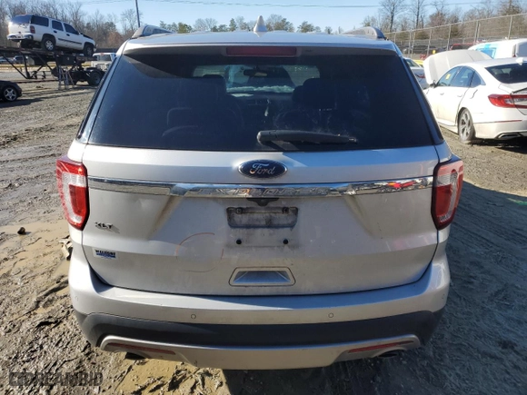 2016 Ford Explorer XLT with VIN 1FM5K7D86GGC55404, listed as a Copart auction lot 44241275 with 142,496 mi miles and Salvage Title. Bid and sale history available at carsss.com. Image 6.