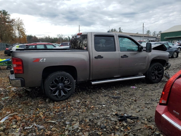 2012 Chevrolet Silverado 1500 LT with VIN 3GCPKSE7XCG266989, listed as a Copart auction lot 79245804 with 0 mi miles and Salvage Title. Bid and sale history available at carsss.com. Image 3.
