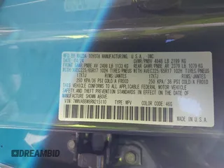 2024 Mazda CX-50 S Preferred z VIN 7MMVABBM8RN215110, wystawiony jako IAAI lot #41845039 z przebiegiem 8085 mil mil oraz . Historia ofert i sprzedaży dostępna na DreamBid. Obrazek 9.