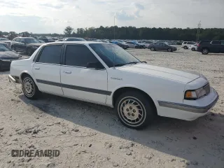 1995 Oldsmobile Cutlass Ciera SL z VIN 1G3AJ55M4S6330007, wystawiony jako Copart lot #72716844 z przebiegiem 155 400 mil mil oraz Szkody całkowita. Historia ofert i sprzedaży dostępna na DreamBid. Obrazek 4.