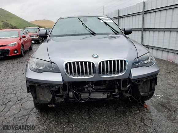 2014 BMW X6 50i with VIN 5UXFG8C56EL593069, listed as a Copart auction lot 41142944 with 89,321 mi miles and Clean Title. Bid and sale history available at carsss.com. Image 5.