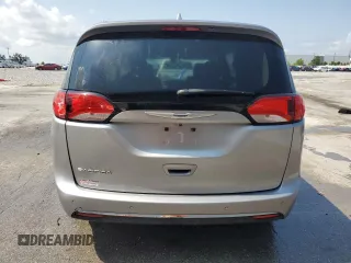 2017 Chrysler Pacifica Touring L z VIN 2C4RC1BG9HR832193, wystawiony jako Copart lot #55898585 z przebiegiem 30 958 mil mil oraz Szkoda całkowita • Salvage title. Historia ofert i sprzedaży dostępna na DreamBid. Obrazek 6.