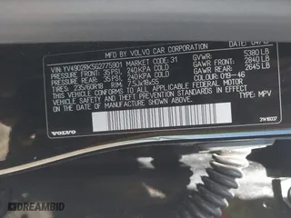 2016 Volvo XC60 T6 with VIN YV4902RK5G2775901, listed as a IAAI auction lot 41797196 with 138,609 mi miles. Bid and sale history available at carsss.com. Image 9.