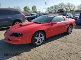 1996 Chevrolet Camaro Z28 z VIN 2G1FP22P1T2162548, wystawiony jako Copart lot #50961104 z przebiegiem 108 699 mil mil oraz Szkoda całkowita • Salvage title. Historia ofert i sprzedaży dostępna na DreamBid. Obrazek 1.