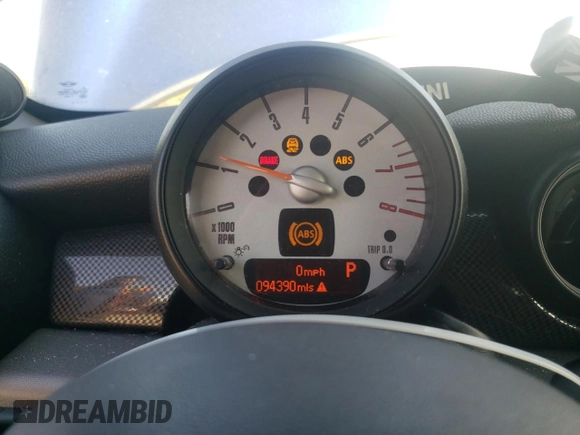 2012 MINI Coupe S z VIN WMWSX3C59CT465664, wystawiony jako Copart lot #53551055 z przebiegiem 94 390 mil mil oraz Szkoda całkowita • Salvage title. Historia ofert i sprzedaży dostępna na DreamBid. Obrazek 9.