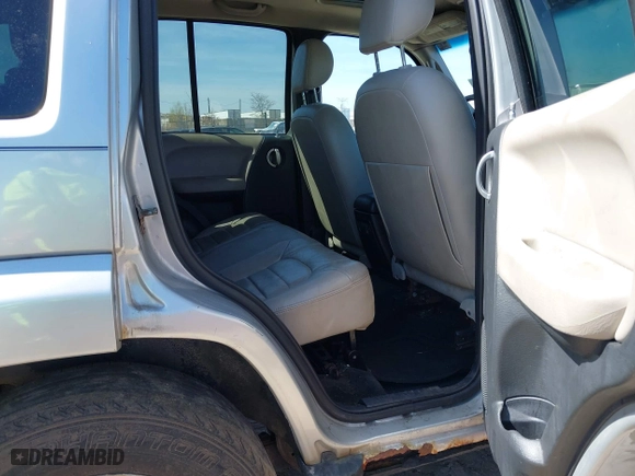 2004 Jeep Liberty Limited with VIN 1J4GL58KX4W114061, listed as a IAAI auction lot 42060760 with 170,282 mi miles. Bid and sale history available at carsss.com. Image 8.