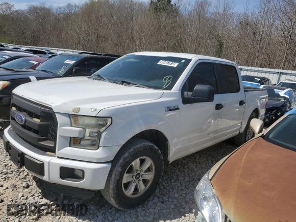 2015 Ford F-150 XLT with VIN 1FTEW1C83FFC26776, listed as a Copart auction lot 45487015 with 204,970 mi miles and Clean Title. Bid and sale history available at carsss.com. Image 1.