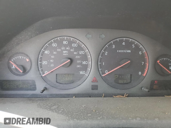 2002 Volvo V70 with VIN YV1SW58DX21183488, listed as a Copart auction lot 53701865 with 114,836 mi miles and Clean Title. Bid and sale history available at DreamBid. Image 9.