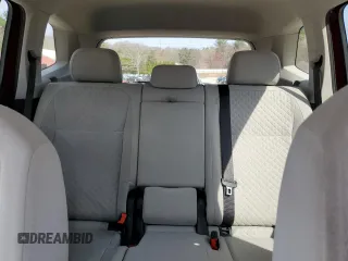 2018 Volkswagen Tiguan S z VIN 3VV0B7AX8JM124256, wystawiony jako Copart lot #53626695 z przebiegiem 82 171 mil mil oraz Szkody całkowita. Historia ofert i sprzedaży dostępna na DreamBid. Obrazek 10.