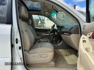 2008 Lexus GX 470 z VIN JTJBT20X680169621, wystawiony jako Copart lot #52591195 z przebiegiem 168 088 mil mil oraz Czysty tytuł • Clean title. Historia ofert i sprzedaży dostępna na DreamBid. Obrazek 9.