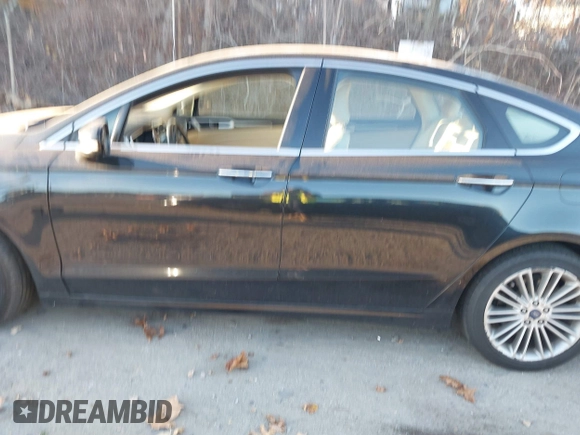 2015 Ford Fusion SE with VIN 3FA6P0HD1FR255395, listed as a IAAI auction lot 40782090 with 132,579 mi miles and . Bid and sale history available at DreamBid. Image 14.