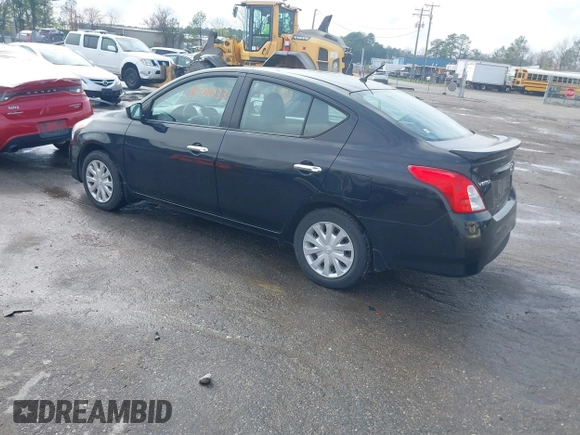 2018 Nissan Versa SV with VIN 3N1CN7AP5JL820567, listed as a IAAI auction lot 41850033 with 130,608 mi miles. Bid and sale history available at carsss.com. Image 3.