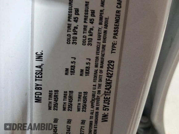 2019 Tesla Model 3 Mid Range z VIN 5YJ3E1EA3KF427229, wystawiony jako Copart lot #60881305 z przebiegiem 78 975 mil mil oraz Czysty tytuł • Clean title. Historia ofert i sprzedaży dostępna na DreamBid. Obrazek 12.