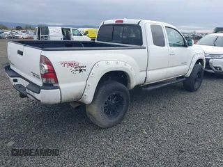 2010 Toyota Tacoma PreRunner with VIN 5TETU4GN0AZ697035, listed as a IAAI auction lot 41976215 with 231,757 mi miles and . Bid and sale history available at DreamBid. Image 4.