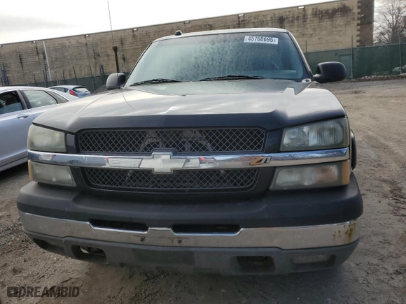 2004 Chevrolet Silverado 1500 LS with VIN 2GCEK19T141116224, listed as a Copart auction lot 45760695 with 207,485 mi miles and Salvage Title. Bid and sale history available at carsss.com. Image 5.