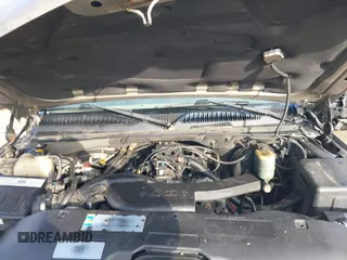 2002 Chevrolet Suburban LS with VIN 1GNFK16Z92J109951, listed as a IAAI auction lot 41685362 with 312,140 mi miles. Bid and sale history available at carsss.com. Image 10.