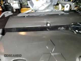 2022 Mitsubishi Outlander ES z VIN JA4APUAU4NU004278, wystawiony jako Copart lot #71093745 z przebiegiem 62 918 mil mil oraz Czysty tytuł • Clean title. Historia ofert i sprzedaży dostępna na DreamBid. Obrazek 14.
