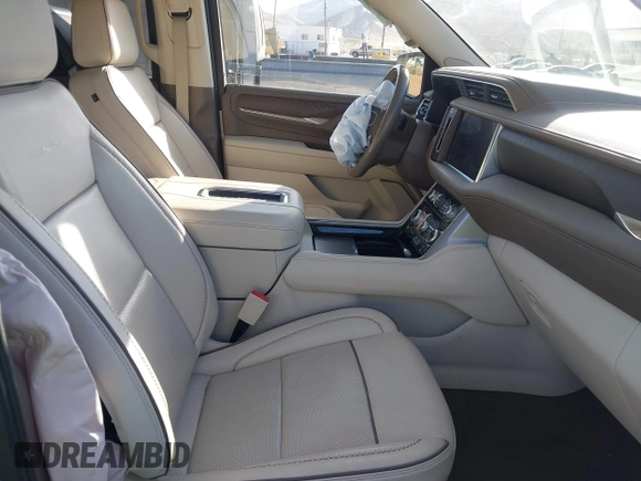 2023 GMC Yukon XL Denali with VIN 1GKS2JKT0PR478011, listed as a IAAI auction lot 41596312 with 21,286 mi miles. Bid and sale history available at carsss.com. Image 5.