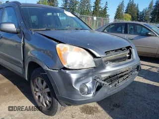 2005 Honda CR-V EX SE with VIN JHLRD78985C048197, listed as a IAAI auction lot 42173537 with 229,479 mi miles. Bid and sale history available at carsss.com. Image 6.