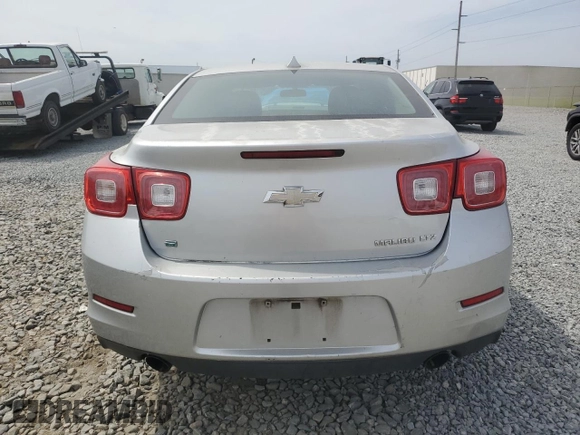 2014 Chevrolet Malibu LTZ with VIN 1G11H5SL1EF233528, listed as a Copart auction lot 53901135 with 177,585 mi miles and Salvage Title. Bid and sale history available at DreamBid. Image 6.