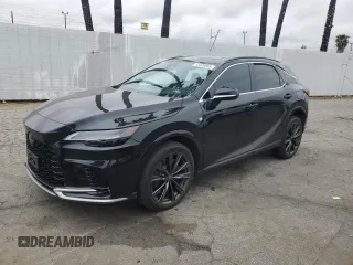 2024 Lexus RX 350 z VIN 2T2BAMCA1RC040460, wystawiony jako Copart lot #53509055 z przebiegiem 17 958 mil mil oraz Szkody całkowita. Historia ofert i sprzedaży dostępna na DreamBid. Obrazek 1.