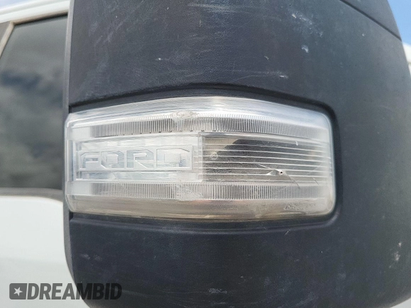 2019 Ford F-250 XL with VIN 1FT7W2B6XKEG23822, listed as a IAAI auction lot 42726903 with 178,569 mi miles and . Bid and sale history available at DreamBid. Image 3.