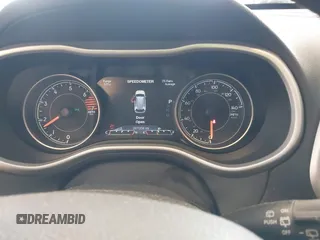 2016 Jeep Cherokee Trailhawk with VIN 1C4PJMBBXGW135138, listed as a IAAI auction lot 41595718 with 267,058 mi miles and . Bid and sale history available at DreamBid. Image 7.