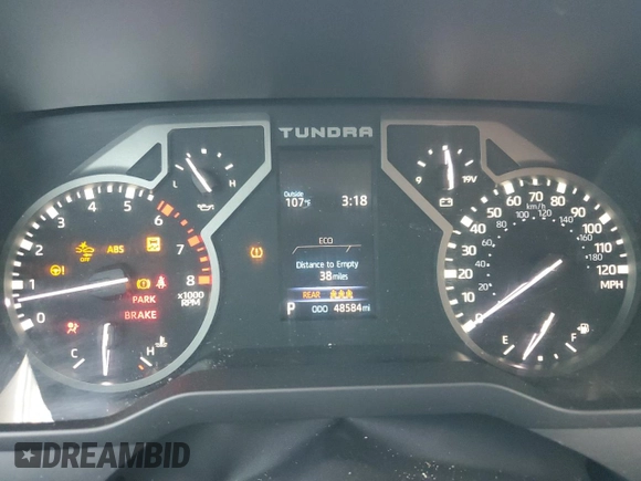 2022 Toyota Tundra SR with VIN 5TFKB5DB1NX014807, listed as a Copart auction lot 61888704 with 48,584 mi miles and Salvage title. Bid and sale history available at DreamBid. Image 9.